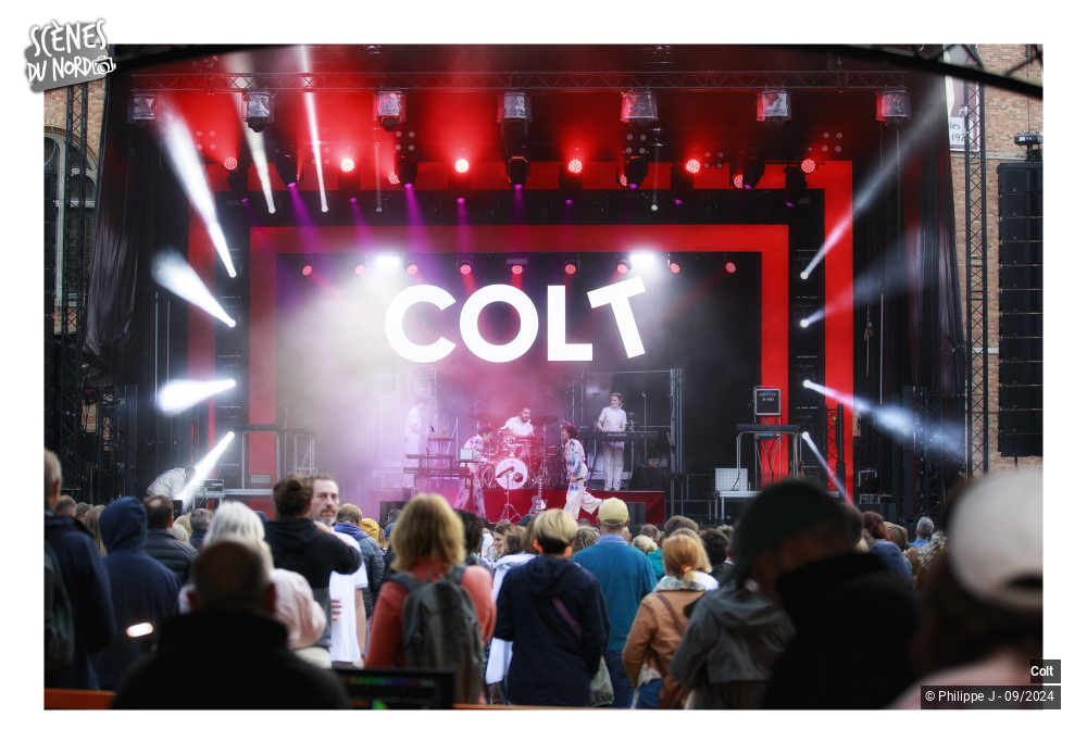 13/15 photos du spectacle Colt