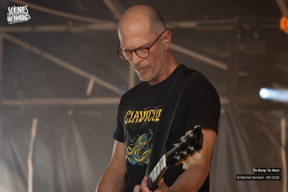 3/20 photos du spectacle Te Koop te huur au SLBfest 2024