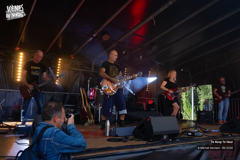 14/20 photos du spectacle Te Koop te huur au SLBfest 2024