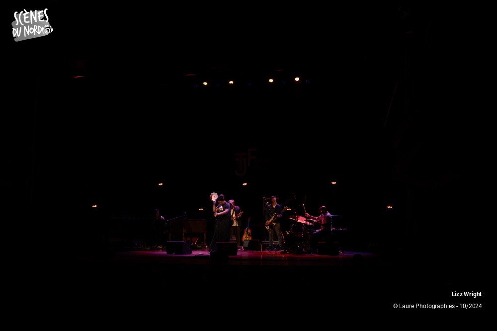16/19 photos du spectacle Lizz Wright