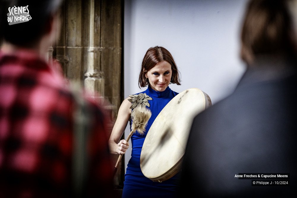 6/12 photos du spectacle Human Behaviour - Anne Freches & Capucine Meens