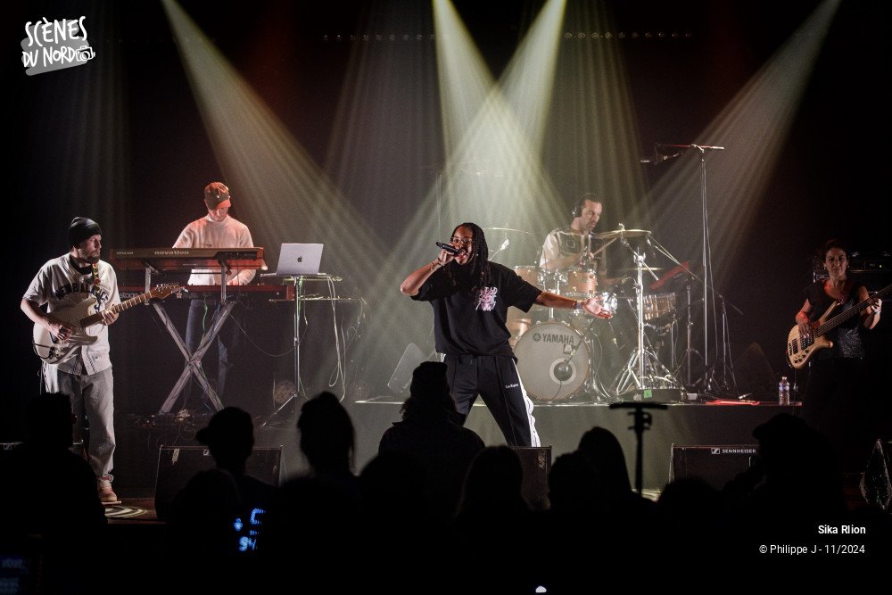7/9 photos du spectacle Sika Rlion
