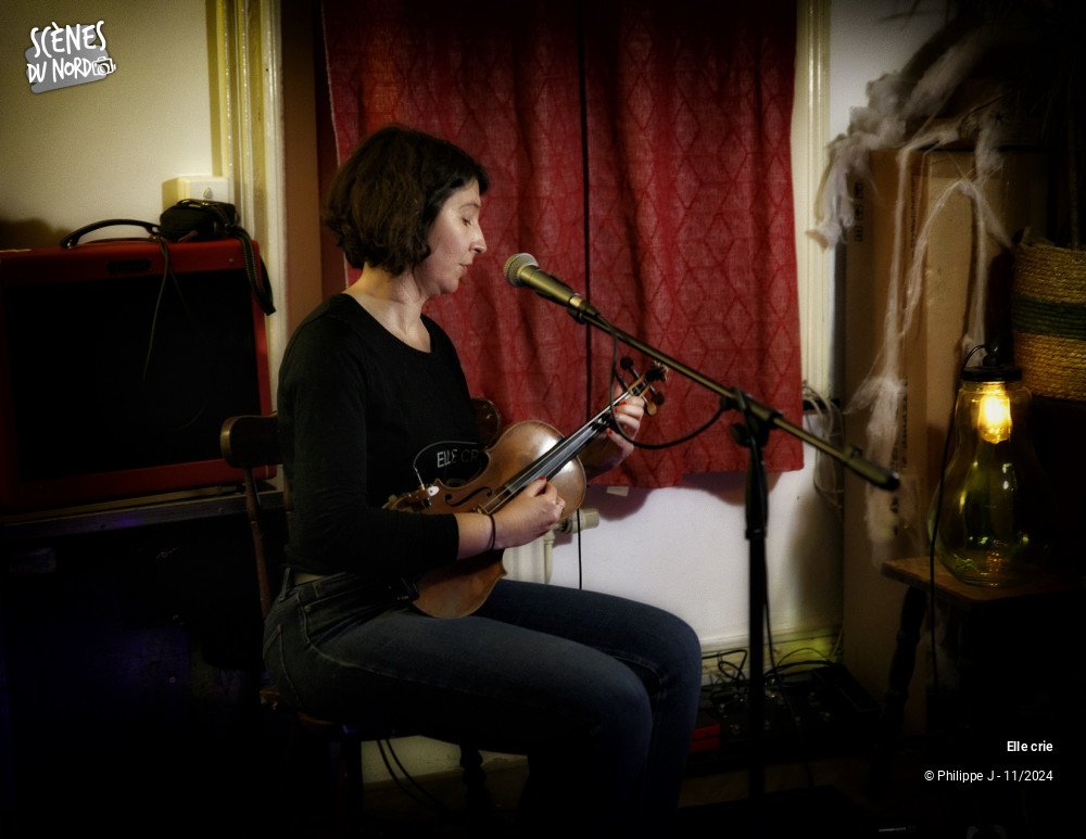 5/8 photos du spectacle Elle crie