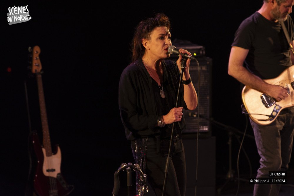 2/12 photos du spectacle Jil Caplan