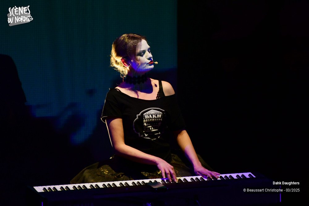 2/18 photos du spectacle Dakh Daughters