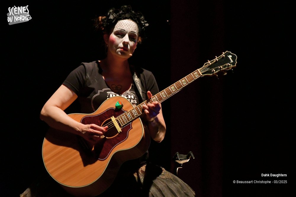 7/18 photos du spectacle Dakh Daughters
