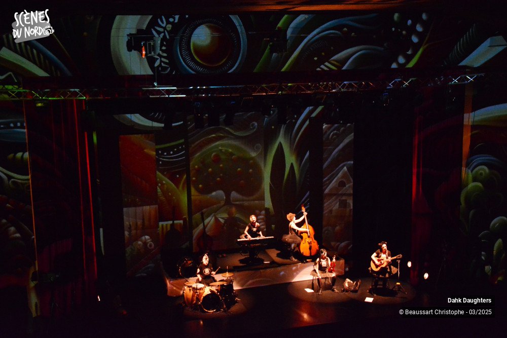 12/18 photos du spectacle Dakh Daughters