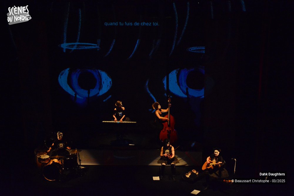 15/18 photos du spectacle Dakh Daughters