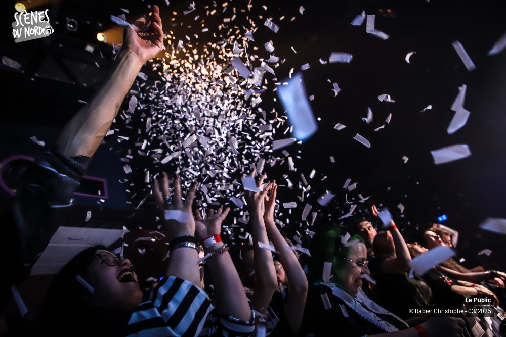 8/17 photos du spectacle Ambiance au festival A Travers Chants 2025