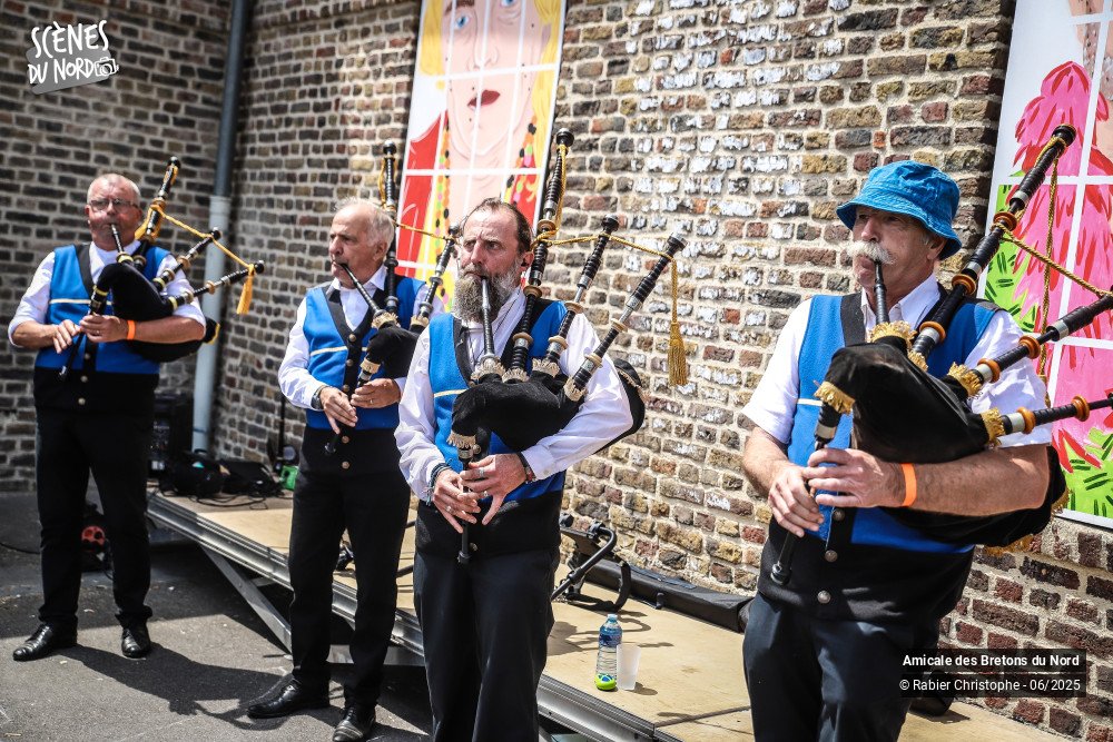 14/20 photos du spectacle Les bretons du nord les musiciens
