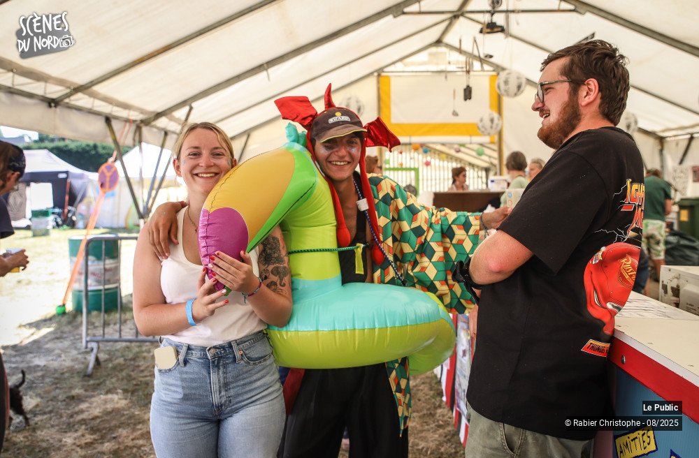 13/20 photos du spectacle Ambiance 2 au festival Le P'tit Wood 2025