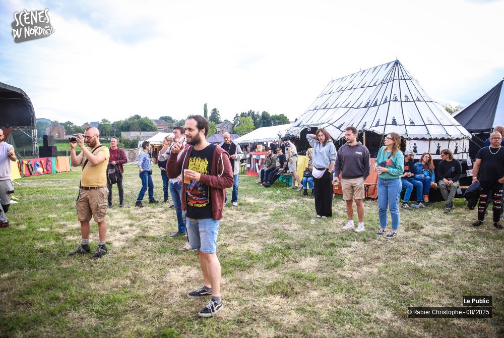 1/17 photos du spectacle Ambiance 8 au festival Le P'tit Wood 2025