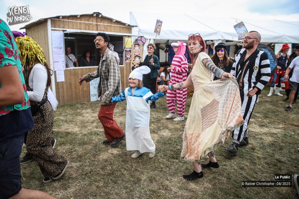 9/17 photos du spectacle Ambiance 8 au festival Le P'tit Wood 2025