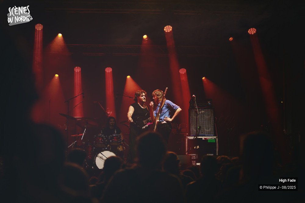 18/18 photos du spectacle High Fade