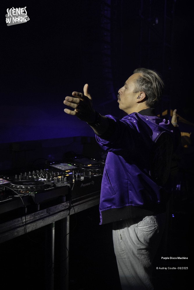 1/9 photos du spectacle Purple Disco Machine