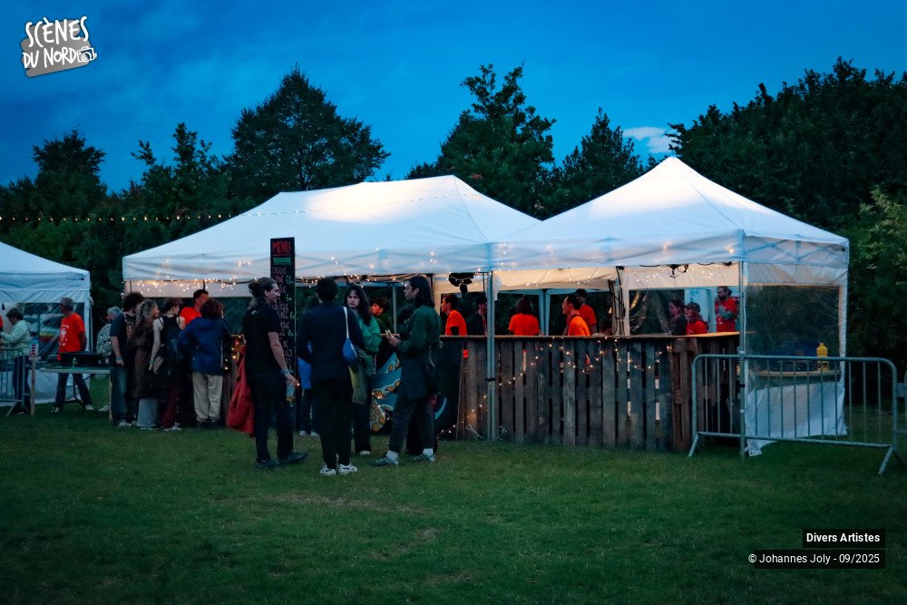 18/20 photos du spectacle Ambiance Les Vents Contraires 2025 - Samedi