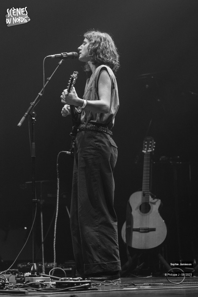 7/8 photos du spectacle Sophie Jamieson
