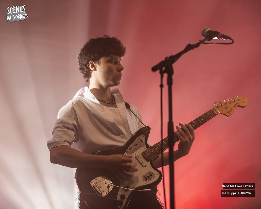 7/8 photos du spectacle Send Me Love Letters