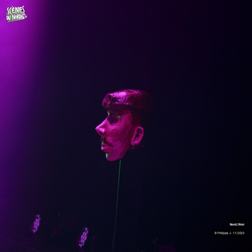 6/8 photos du spectacle Nord//Noir