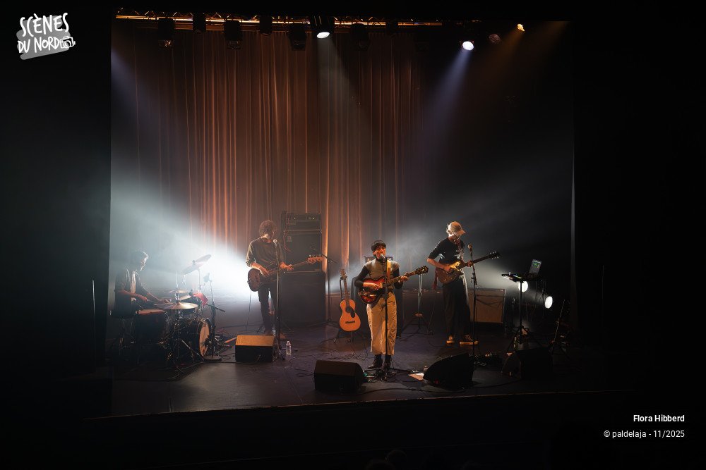 11/16 photos du spectacle Flora Hibberd