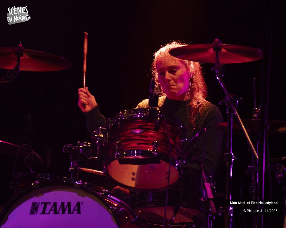 12/20 photos du spectacle Nina Attal