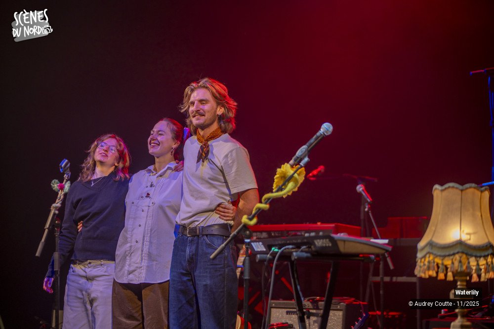 10/10 photos du spectacle Waterlily