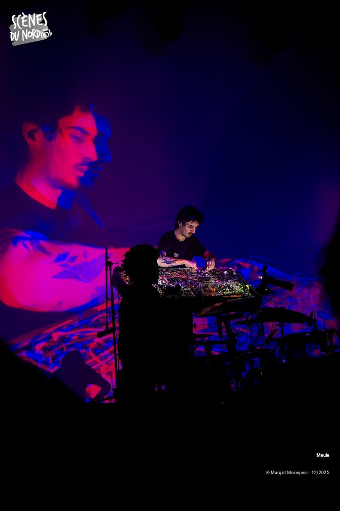 7/8 photos du spectacle Meule