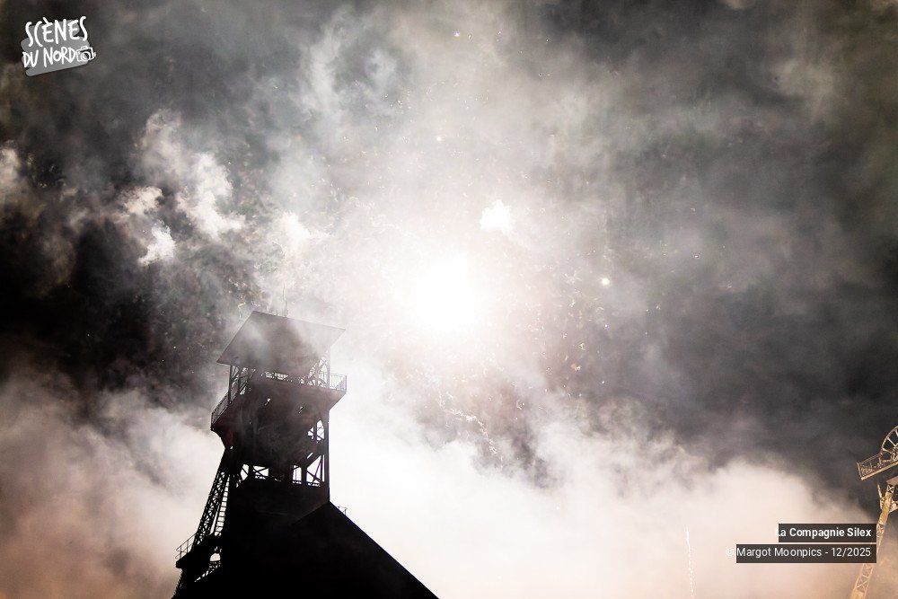 12/12 photos du spectacle L’OEUF DU PHÉNIX