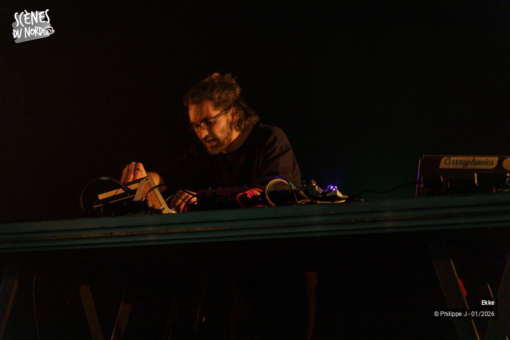 6/8 photos du spectacle Ekke
