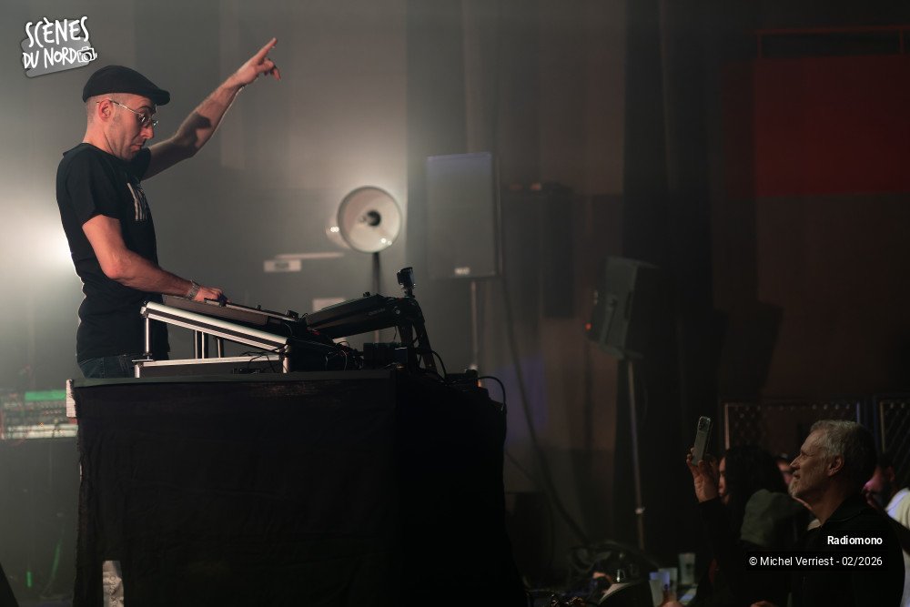 15/17 photos du spectacle radiomono