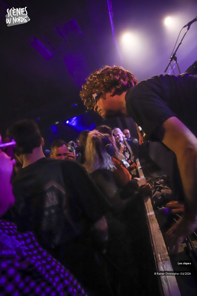 18/20 photos du spectacle Les Clopes