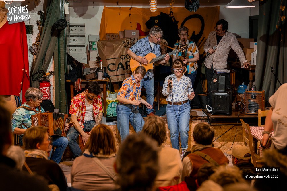 2/12 photos du spectacle Les Marietties