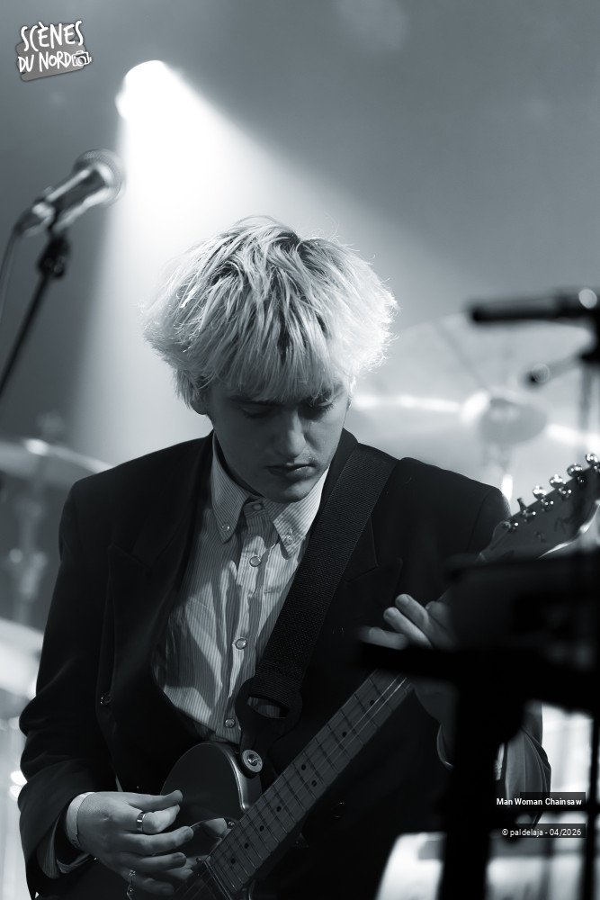 7/16 photos du spectacle Man Woman Chainsaw