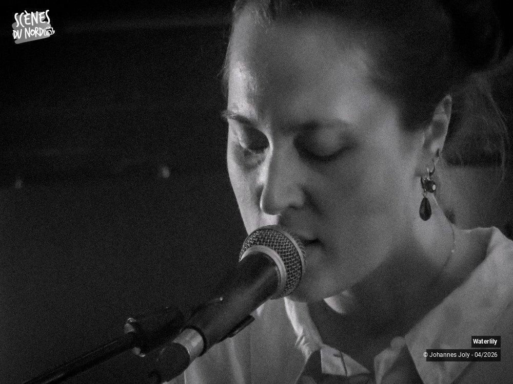 10/11 photos du spectacle Waterlily