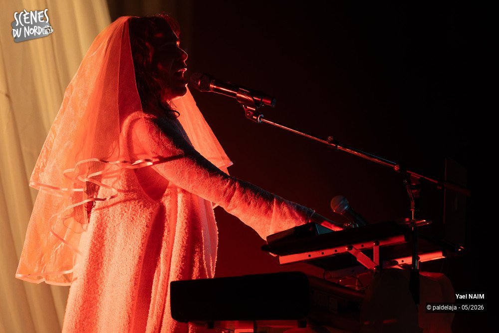1/12 photos du spectacle Yaël Naïm