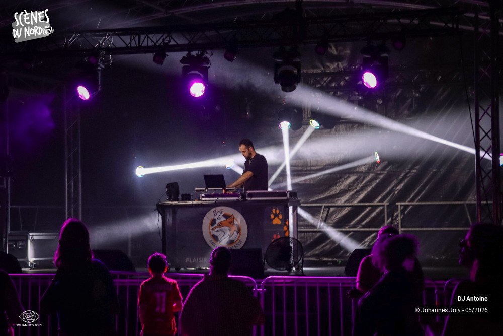1/8 photos du spectacle DJ Antoine