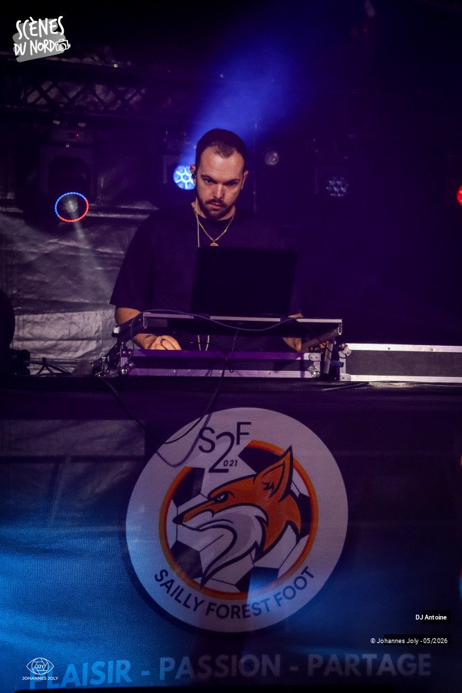 5/8 photos du spectacle DJ Antoine