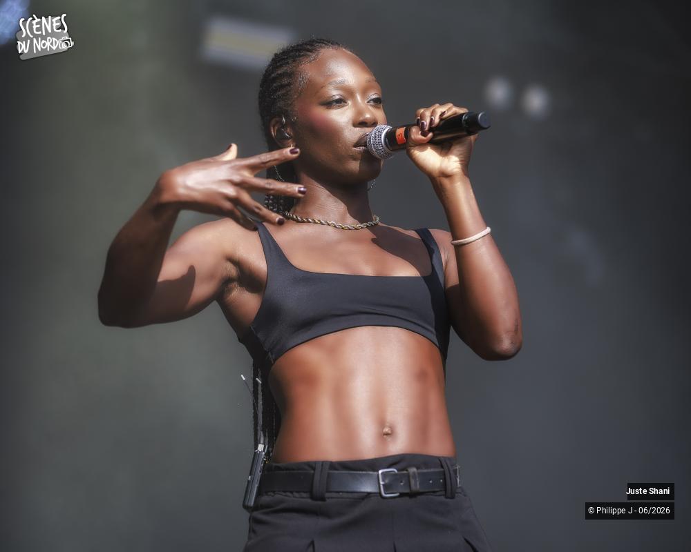 2/12 photos du spectacle Juste Shani