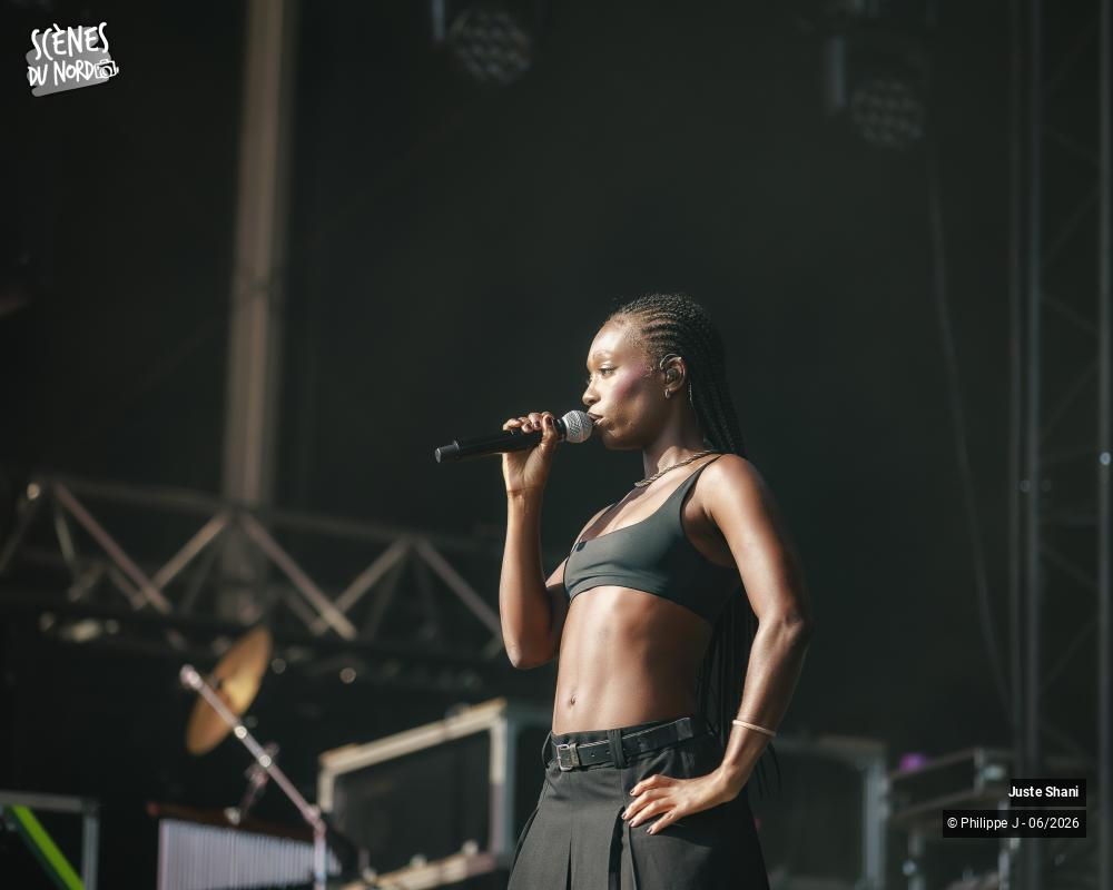 3/12 photos du spectacle Juste Shani