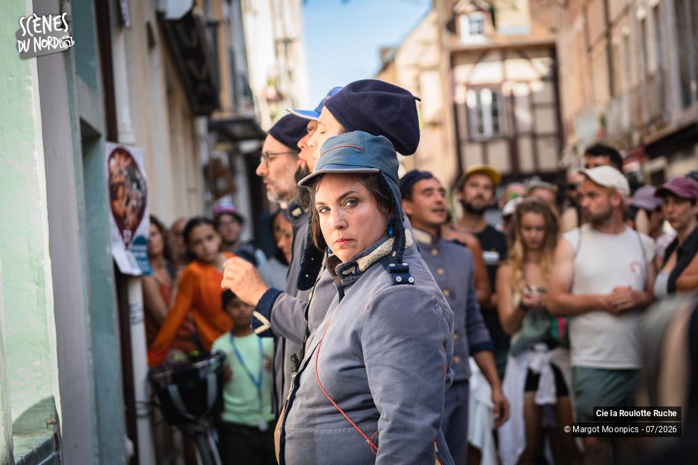 15/16 photos du spectacle L'armée du Chahut 