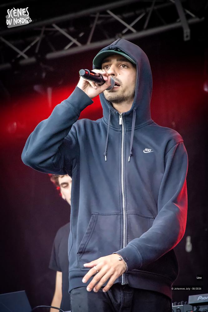 5/10 photos du spectacle Line