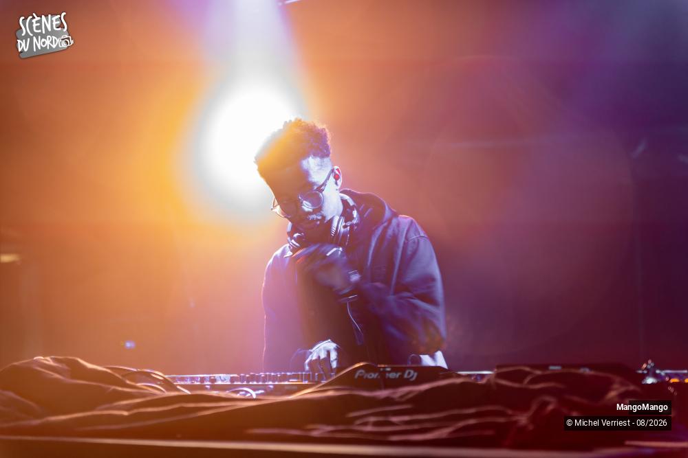 3/20 photos du spectacle MangoMango "scène électro" Hush festival