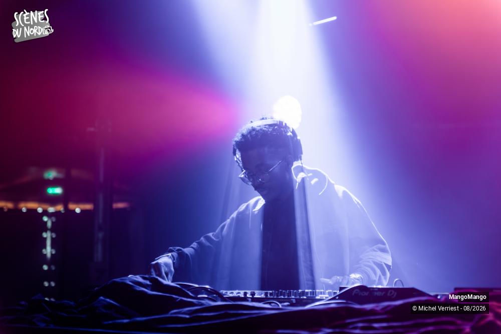 4/20 photos du spectacle MangoMango "scène électro" Hush festival