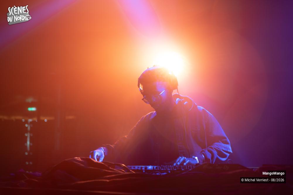 5/20 photos du spectacle MangoMango "scène électro" Hush festival