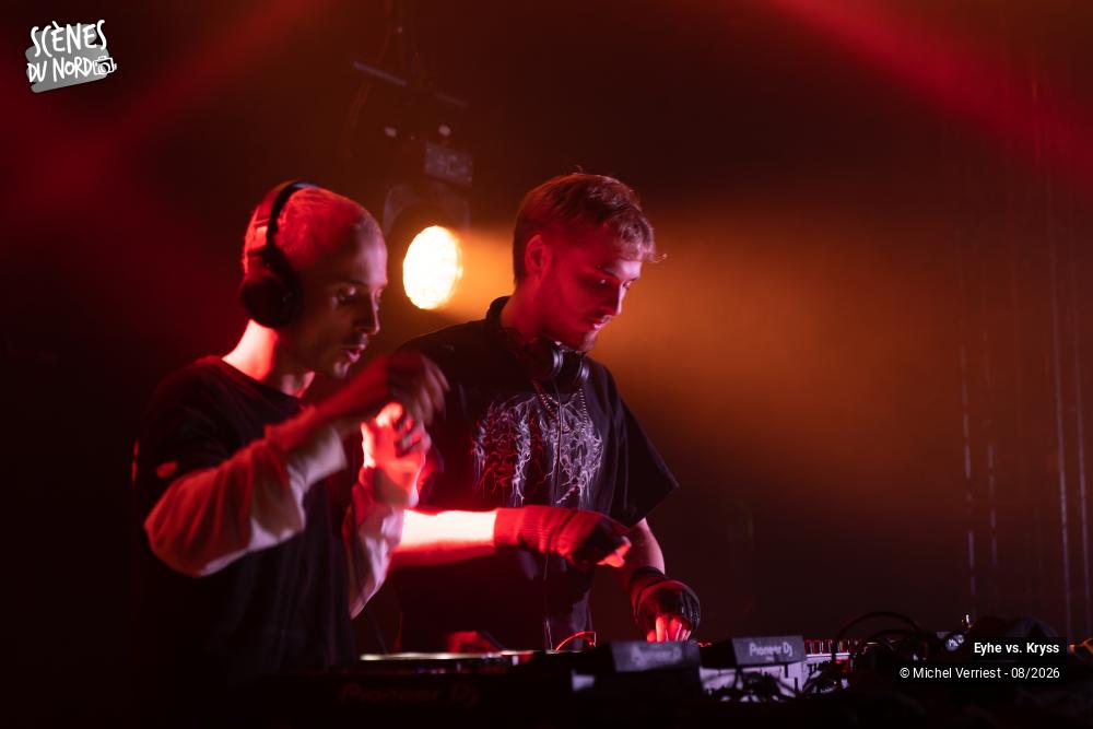 7/20 photos du spectacle Eyhe vs. Kryss "scène électro" Hush festival