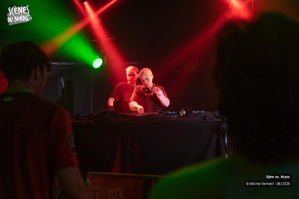 15/20 photos du spectacle Eyhe vs. Kryss "scène électro" Hush festival