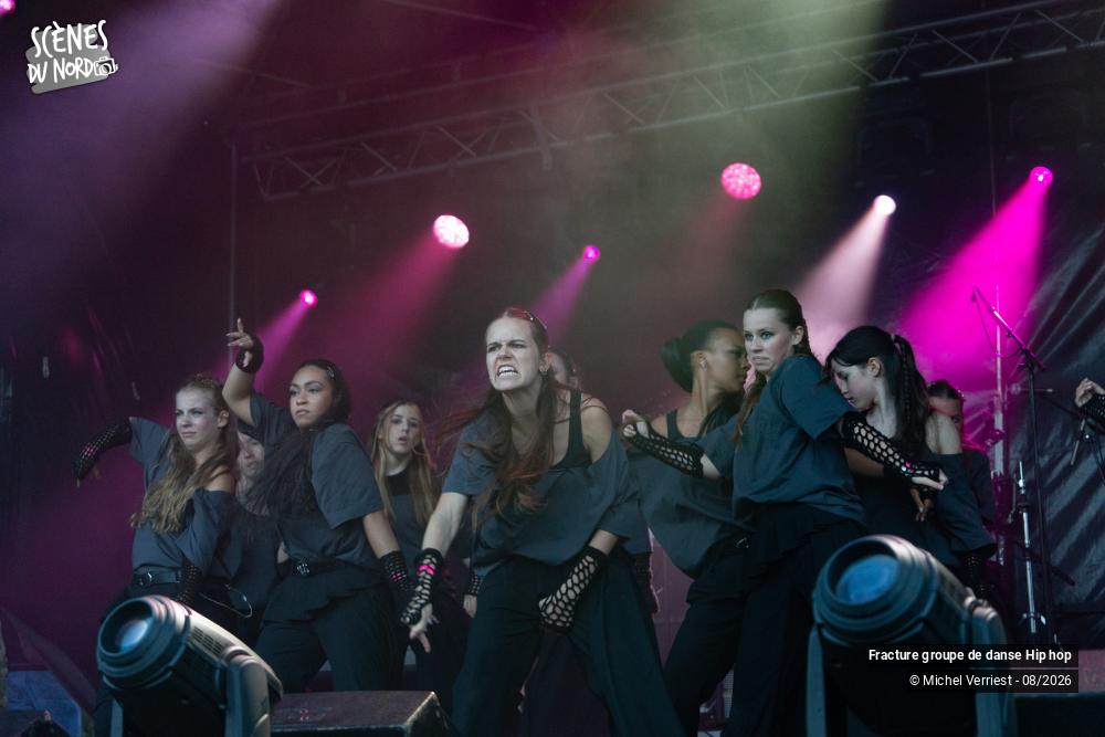 12/12 photos du spectacle Fracture "scène principale" Hush festival