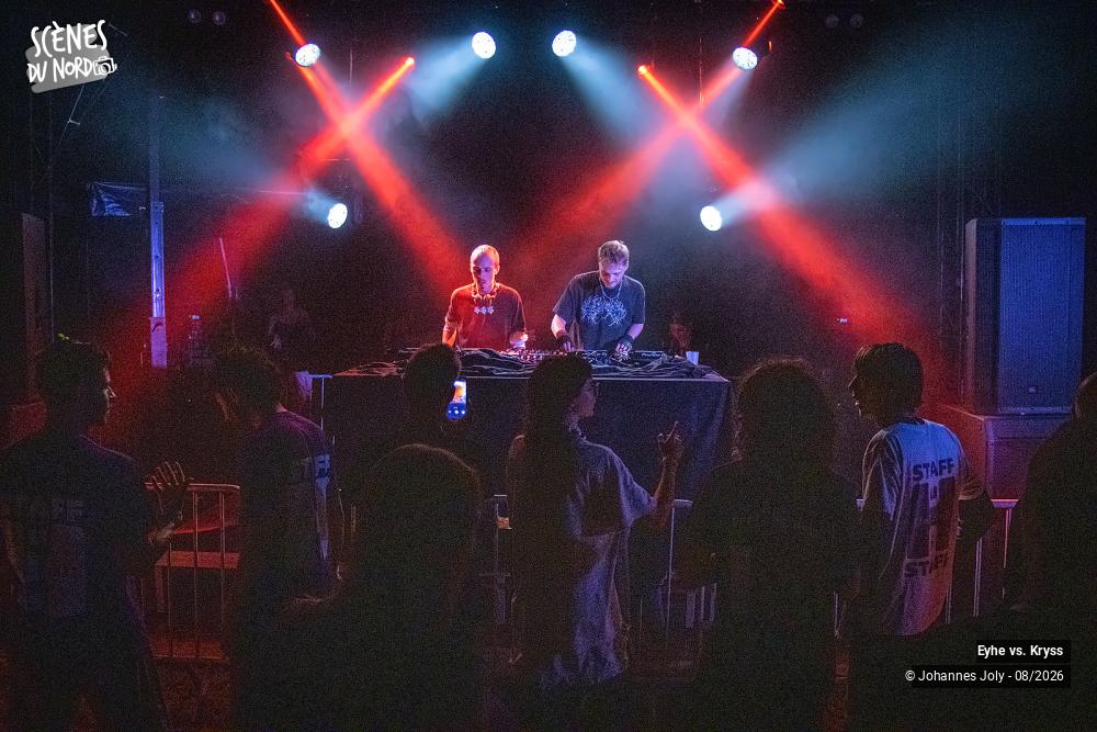 8/8 photos du spectacle Eyhe vs Krÿss