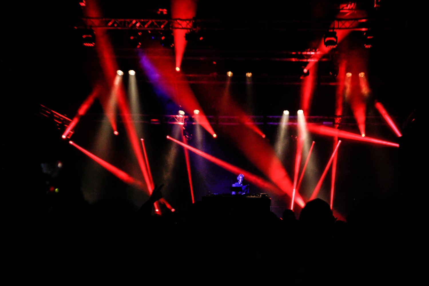 Daniel Avery