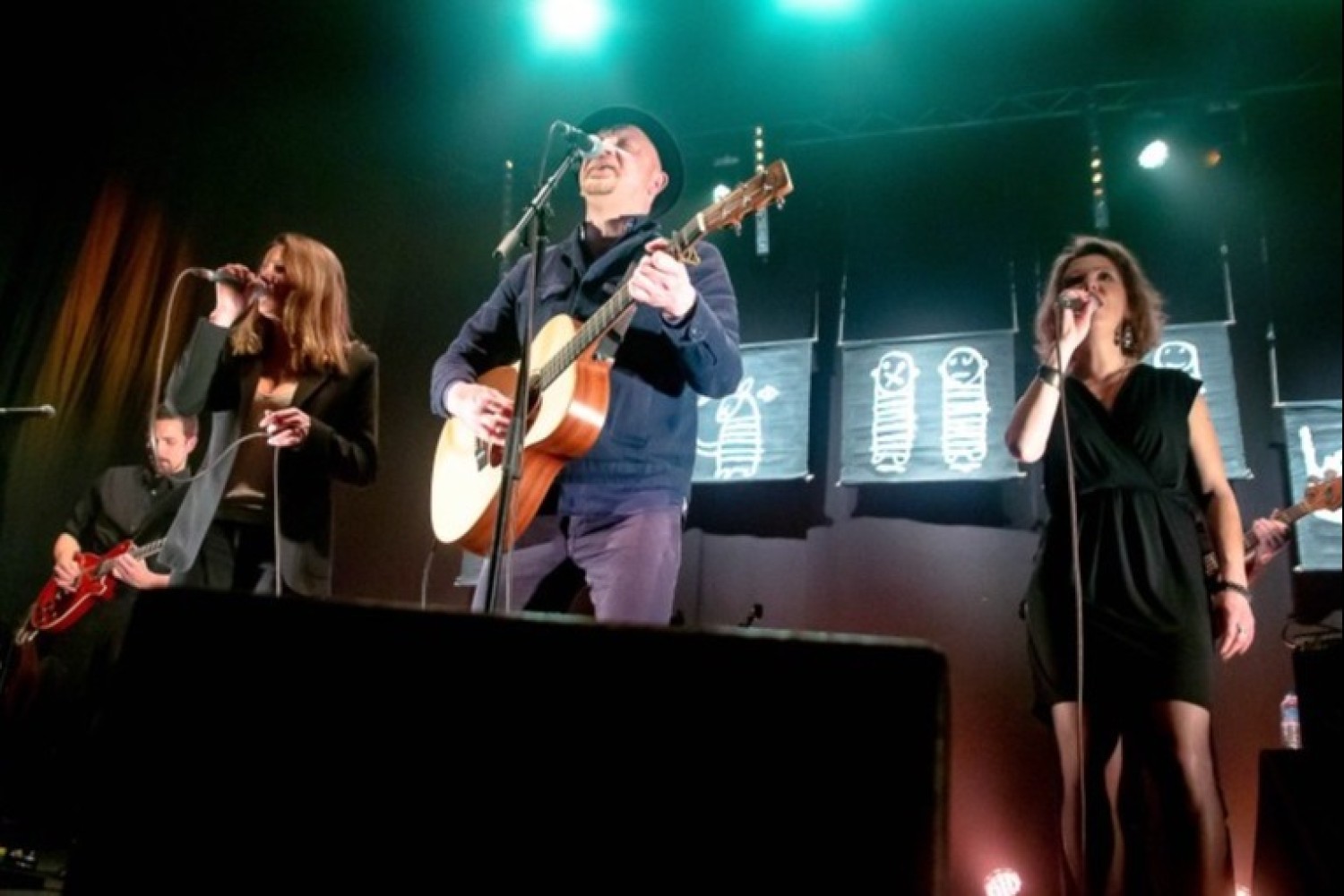 Jef Kino avec Mylène et Cécile